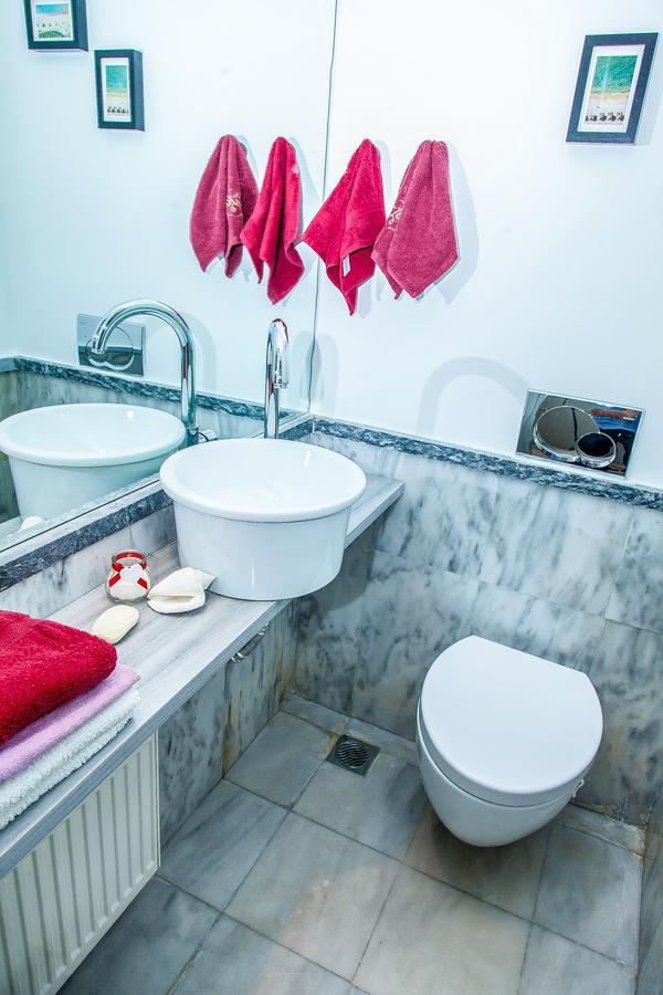 Venus Boutique Apartment Next To Athens Museum Екстериор снимка